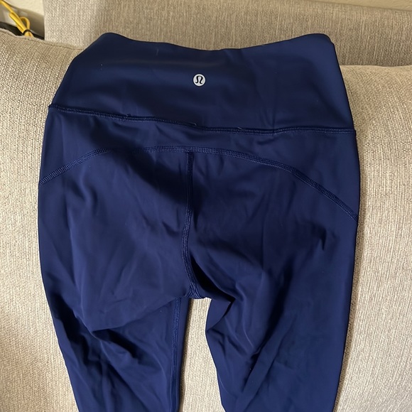 Lululemon crop leggings - Picture 3 of 5